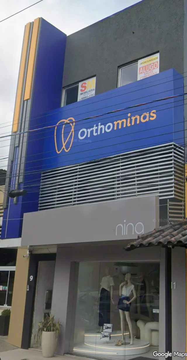 Marca Orthominas na fachada